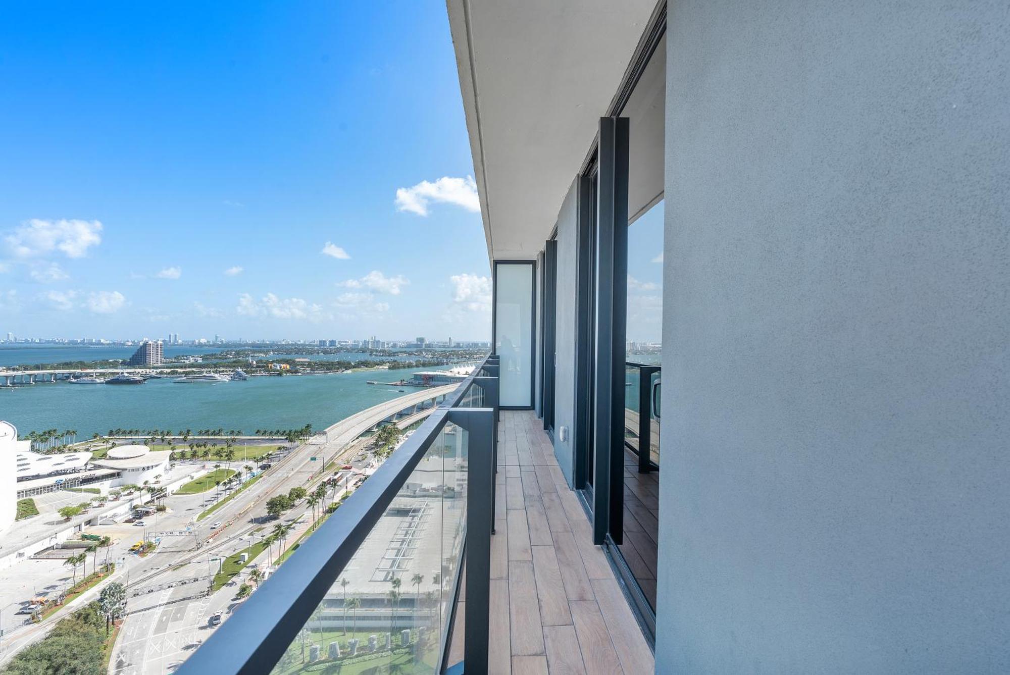 Downtown By Miami Vacation Rentals Exteriör bild
